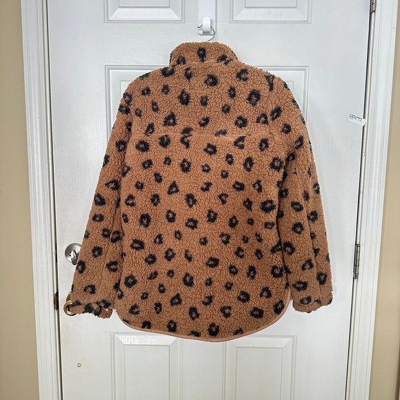 Abercrombie & Fitch Soft Sherpa Leopard Animal Brown Pullover Size Medium New - Picture 6 of 7